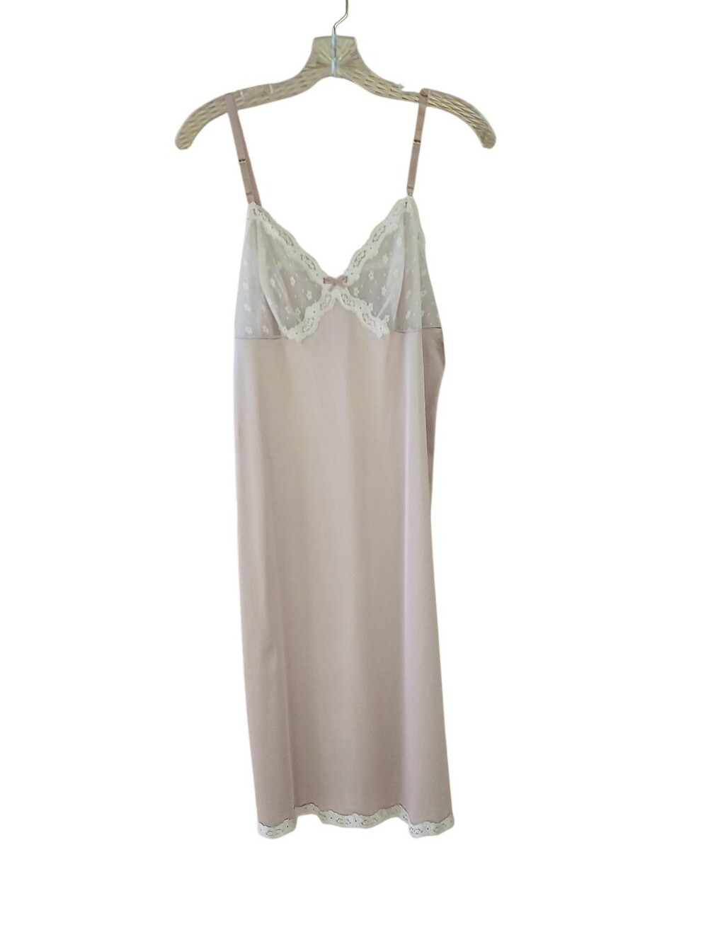 Vanity Fair Vintage Tan Lace & Nylon Slip Size 34 L
